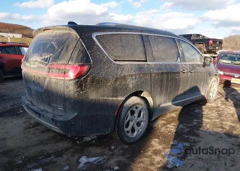 2021 Chrysler Pacifica Limited Awd z USA, uszkodzony, nr VIN 2C4RC3GG5MR595250